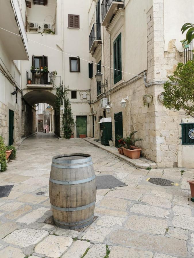 La Finestra Sul Porto Apartment Трани Екстериор снимка