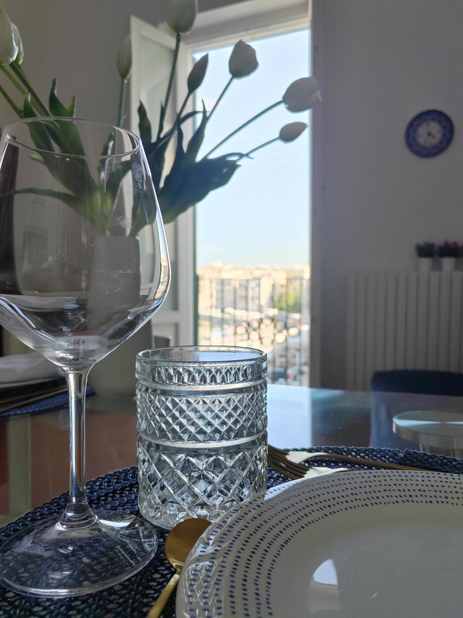 La Finestra Sul Porto Apartment Трани Екстериор снимка